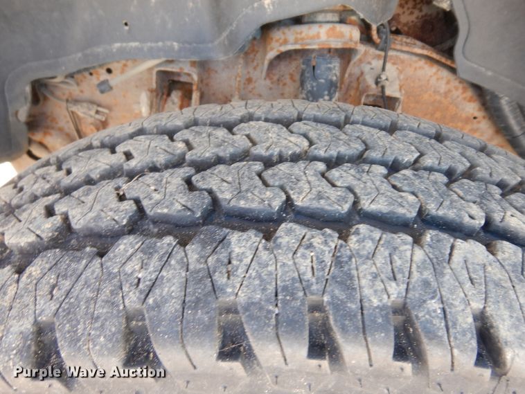 image for item HA9486 2001 GMC Sierra 1500  pickup truck