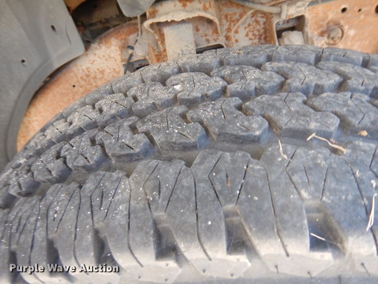 image for item HA9486 2001 GMC Sierra 1500  pickup truck