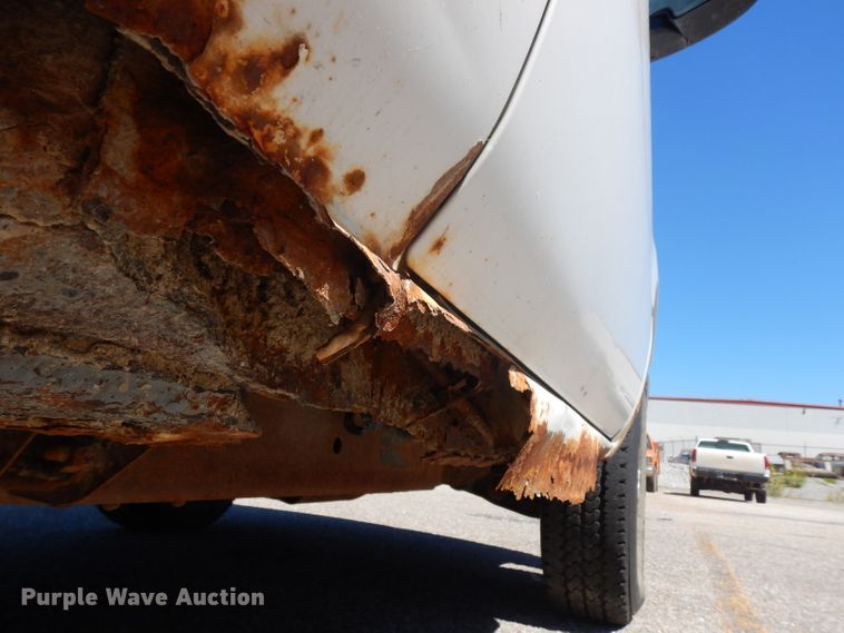 image for item HA9486 2001 GMC Sierra 1500  pickup truck