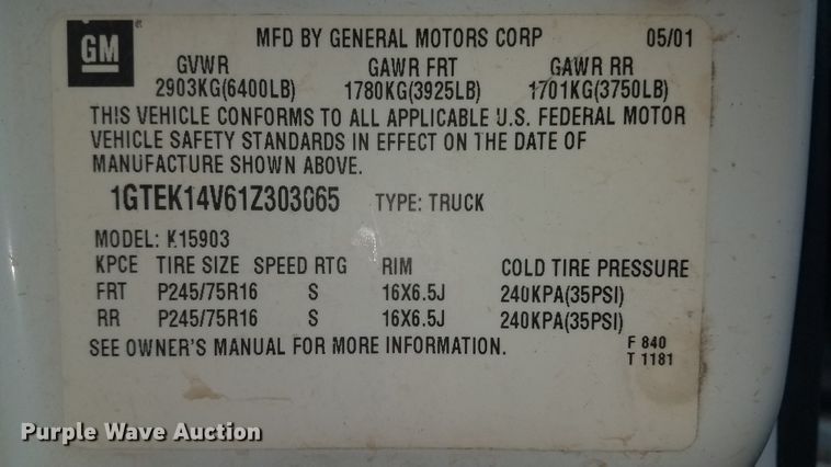 image for item HA9486 2001 GMC Sierra 1500  pickup truck