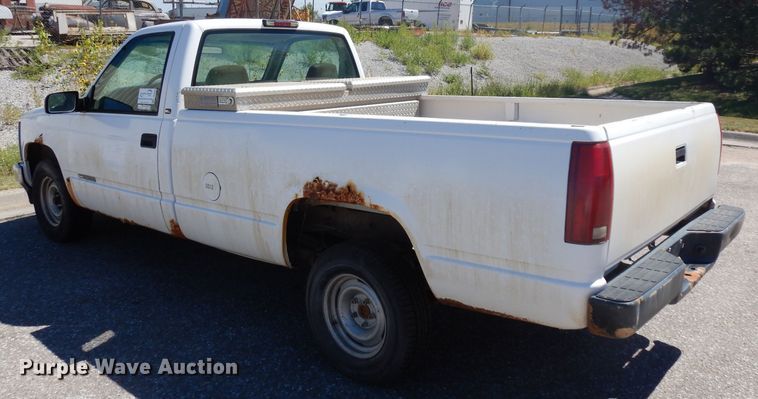 image for item HA9488 1997 GMC Sierra 1500  pickup truck