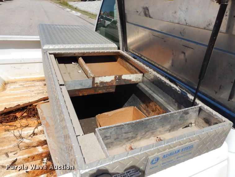 image for item HA9488 1997 GMC Sierra 1500  pickup truck