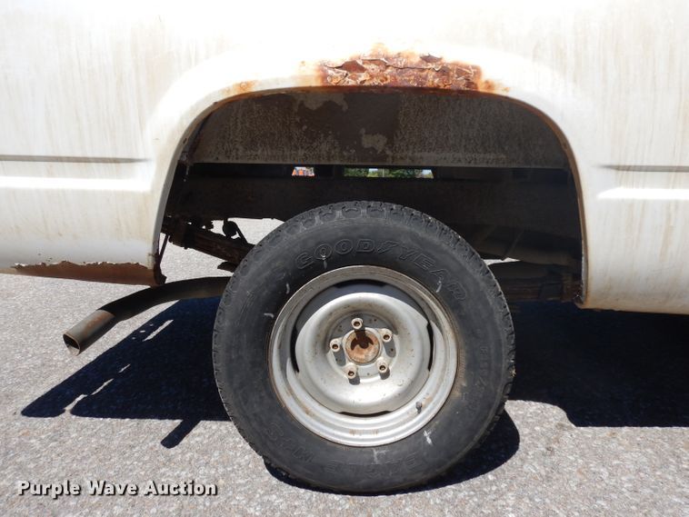 image for item HA9488 1997 GMC Sierra 1500  pickup truck