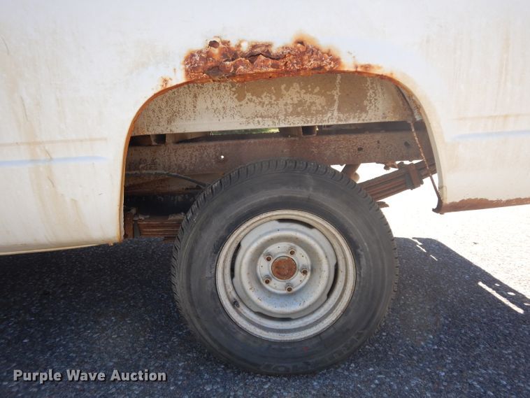 image for item HA9488 1997 GMC Sierra 1500  pickup truck