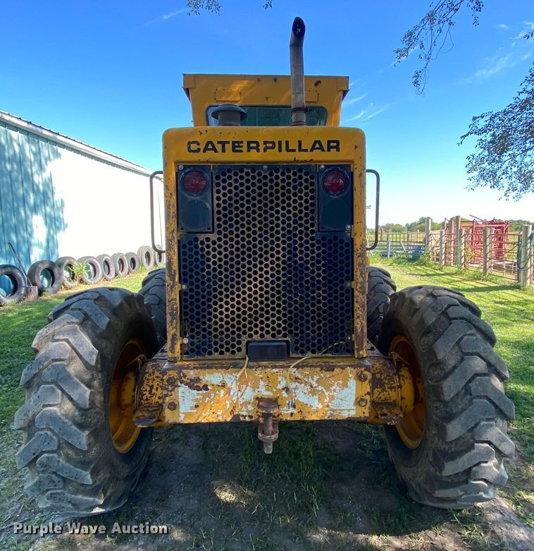 image for item HA9550 1983 Caterpillar 120G  motor grader