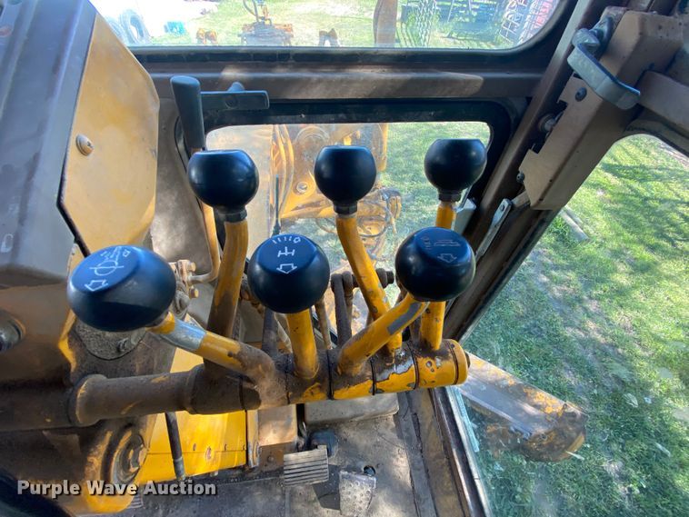 image for item HA9550 1983 Caterpillar 120G  motor grader