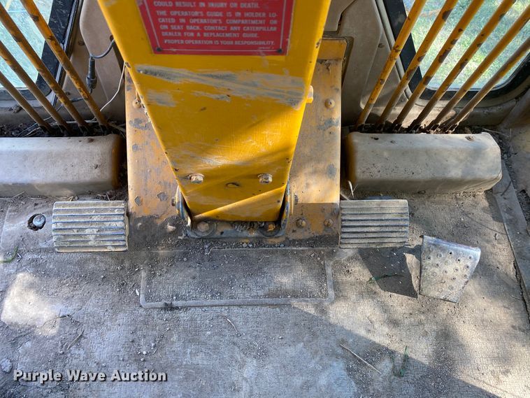 image for item HA9550 1983 Caterpillar 120G  motor grader