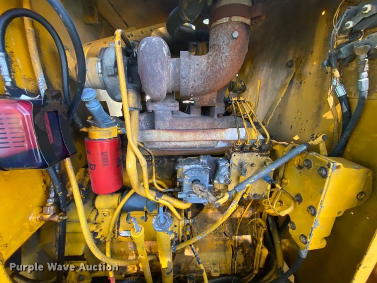 image for item HA9550 1983 Caterpillar 120G  motor grader