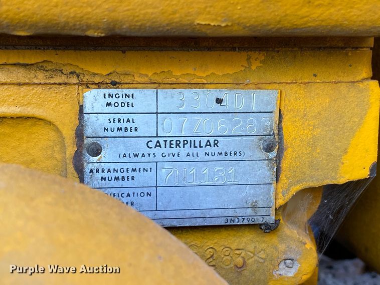 image for item HA9550 1983 Caterpillar 120G  motor grader