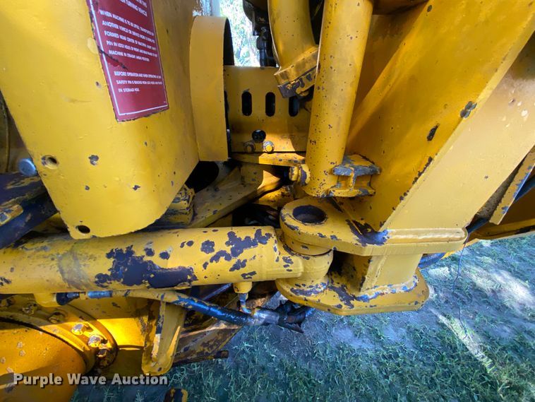 image for item HA9550 1983 Caterpillar 120G  motor grader