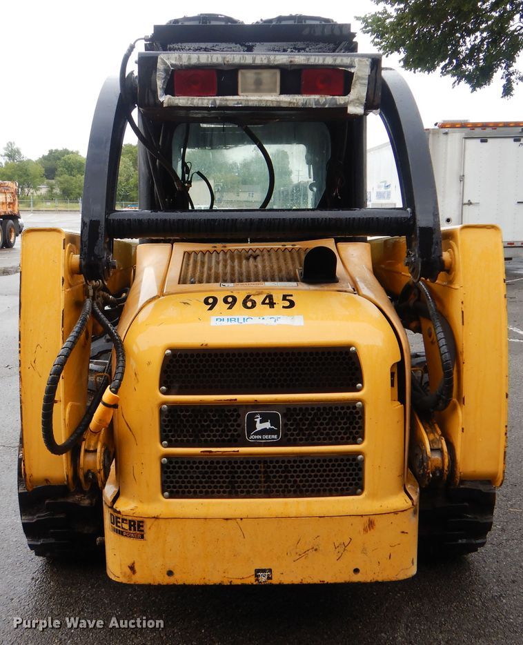 image for item HA9624 1999 John Deere 250  skid steer loader