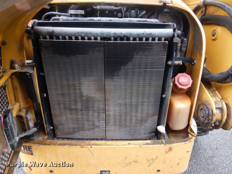 image for item HA9624 1999 John Deere 250  skid steer loader