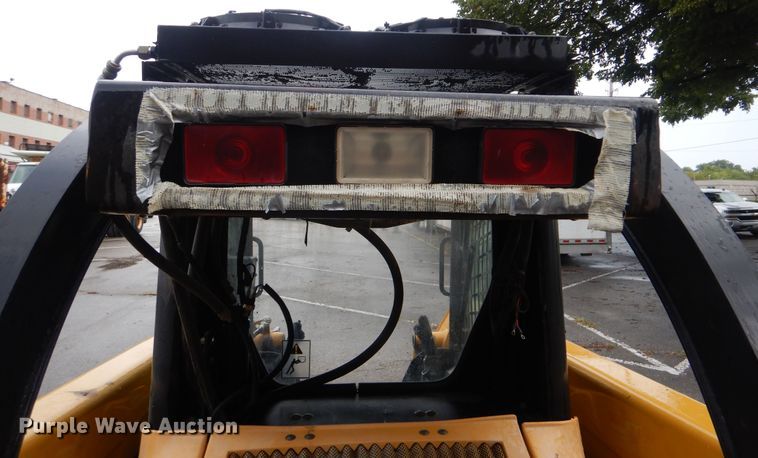 image for item HA9624 1999 John Deere 250  skid steer loader