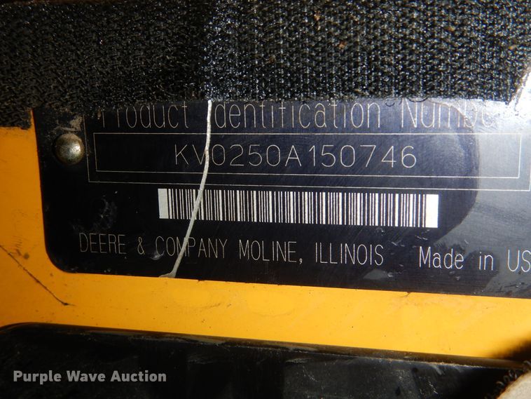 image for item HA9624 1999 John Deere 250  skid steer loader