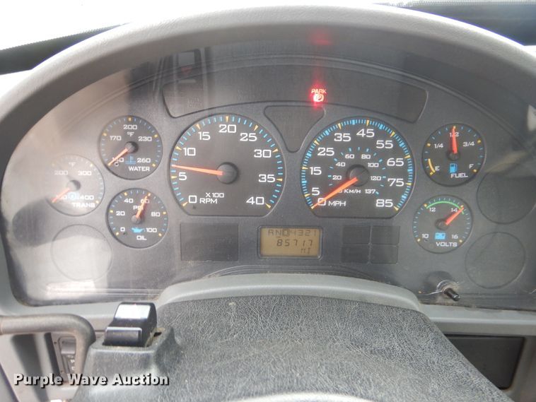 image for item HA9626 2006 International 4300  utility truck