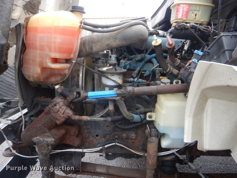 image for item HA9626 2006 International 4300  utility truck