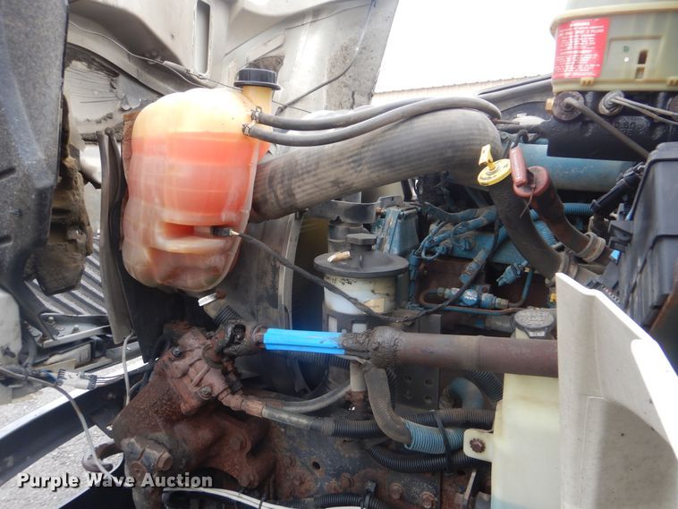 image for item HA9626 2006 International 4300  utility truck