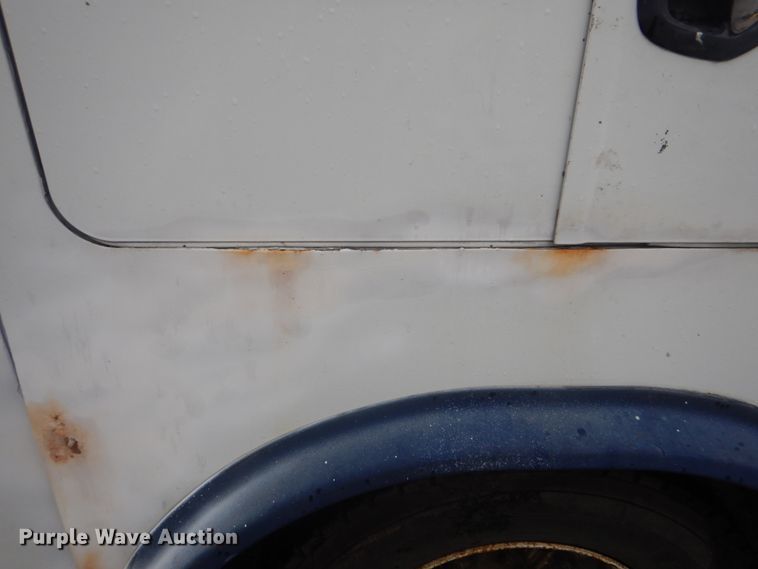 image for item HA9626 2006 International 4300  utility truck