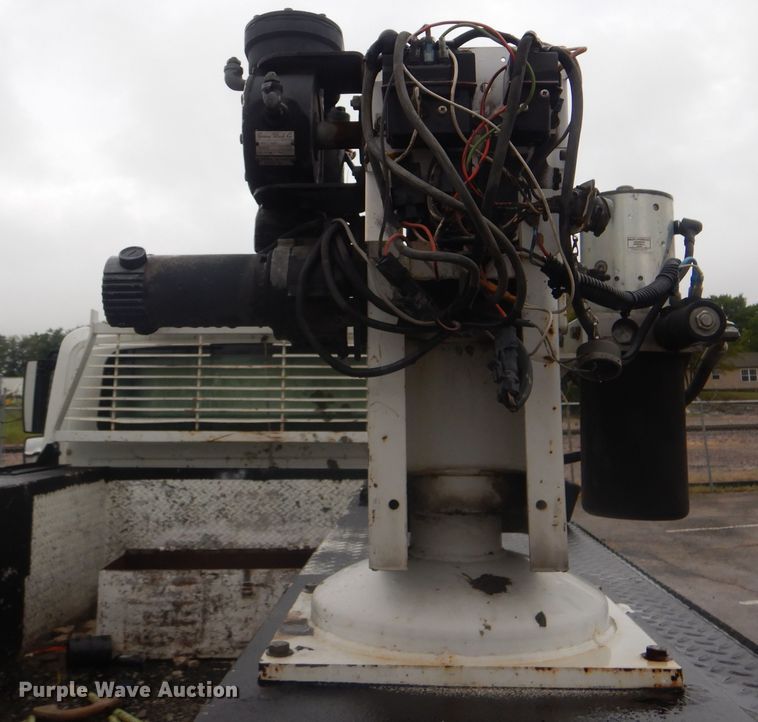 image for item HA9626 2006 International 4300  utility truck