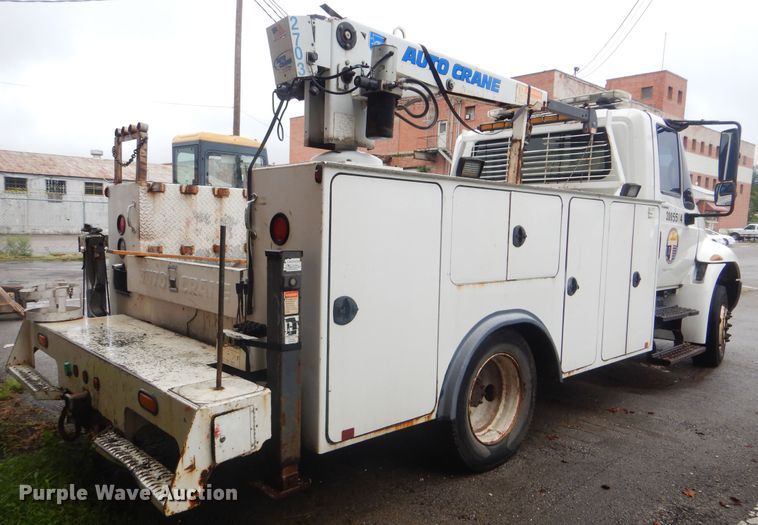 image for item HA9627 2005 International 4300  utility truck