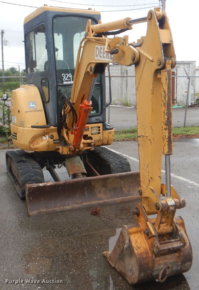 image for item HA9628 2005 John Deere 27C ZTS  mini excavator