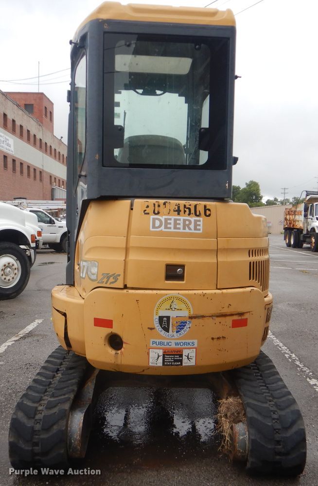 image for item HA9628 2005 John Deere 27C ZTS  mini excavator