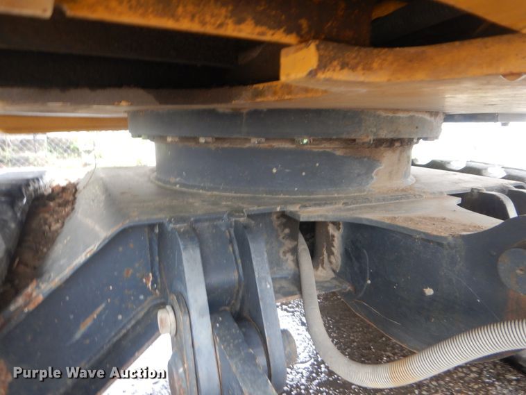 image for item HA9628 2005 John Deere 27C ZTS  mini excavator