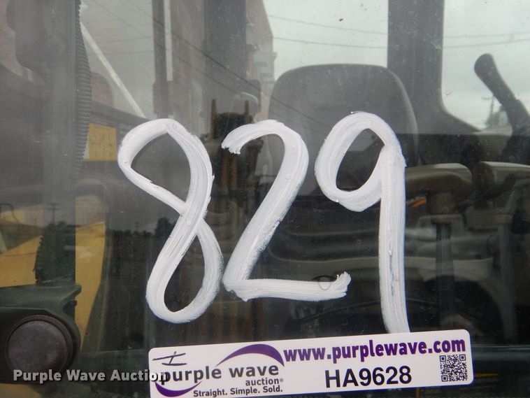 image for item HA9628 2005 John Deere 27C ZTS  mini excavator