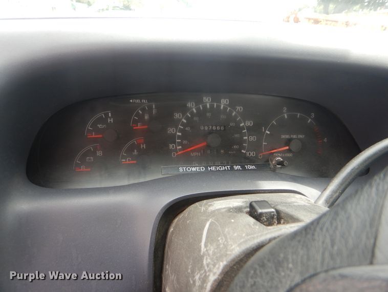 image for item HA9634 1999 Ford F450 Super Duty  bucket truck