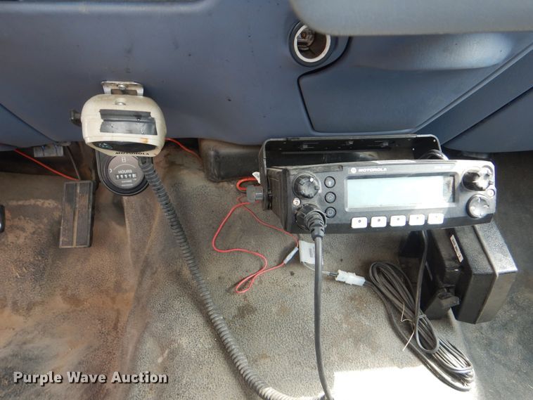 image for item HA9634 1999 Ford F450 Super Duty  bucket truck