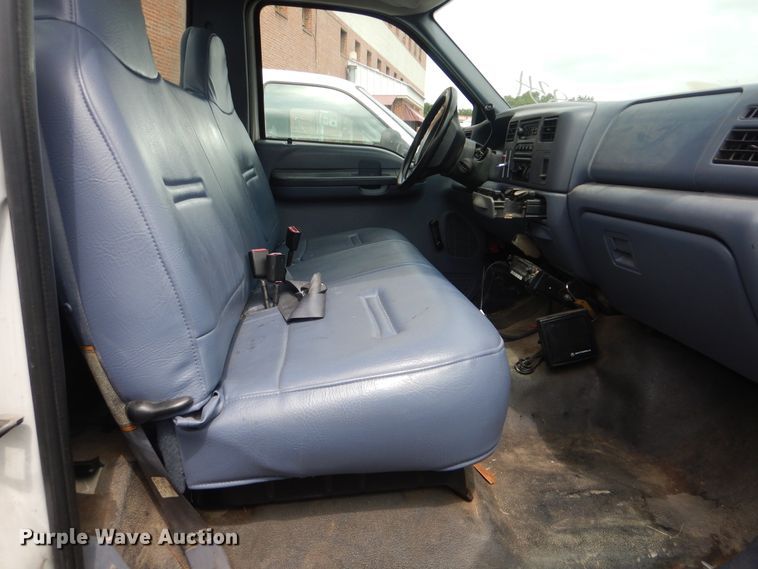 image for item HA9634 1999 Ford F450 Super Duty  bucket truck