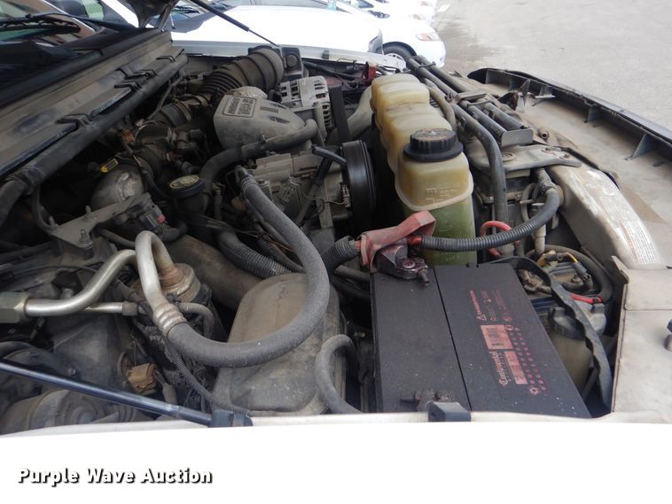 image for item HA9634 1999 Ford F450 Super Duty  bucket truck