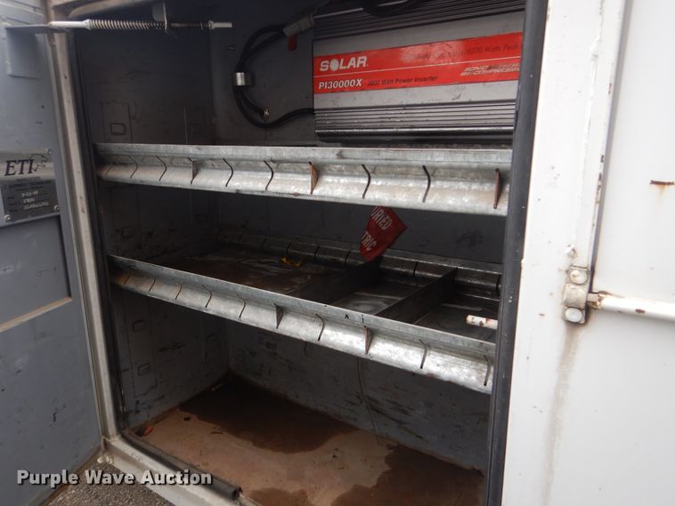 image for item HA9634 1999 Ford F450 Super Duty  bucket truck