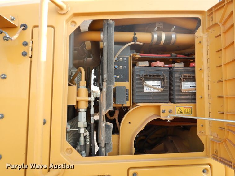 image for item HB9028 2016 Caterpillar 140M3  motor grader