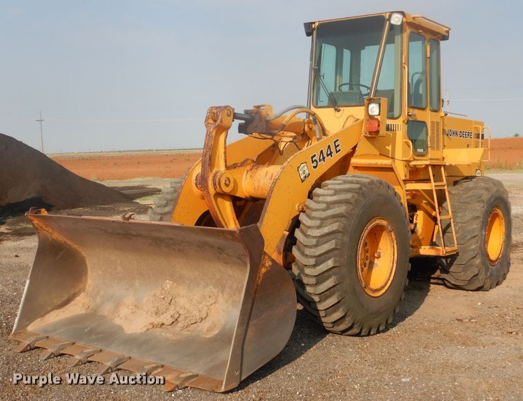 image for item HB9029 1988 John Deere 544E  wheel loader