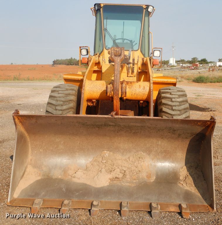 image for item HB9029 1988 John Deere 544E  wheel loader