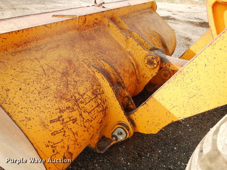 image for item HB9029 1988 John Deere 544E  wheel loader