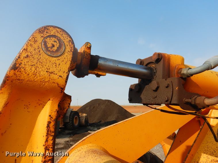 image for item HB9029 1988 John Deere 544E  wheel loader