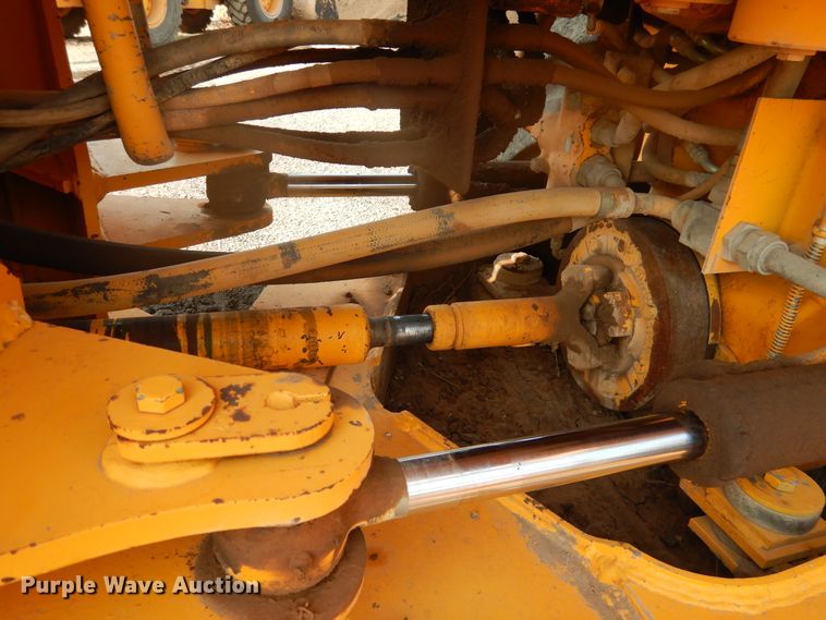 image for item HB9029 1988 John Deere 544E  wheel loader