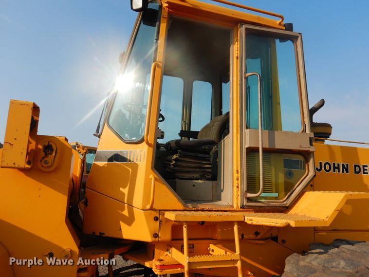 image for item HB9029 1988 John Deere 544E  wheel loader