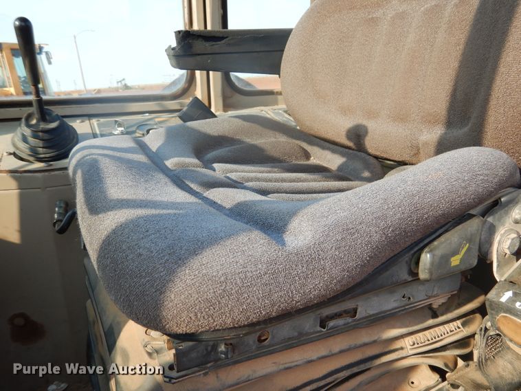 image for item HB9029 1988 John Deere 544E  wheel loader