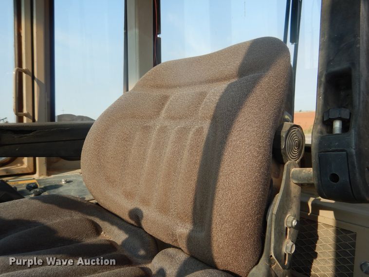 image for item HB9029 1988 John Deere 544E  wheel loader