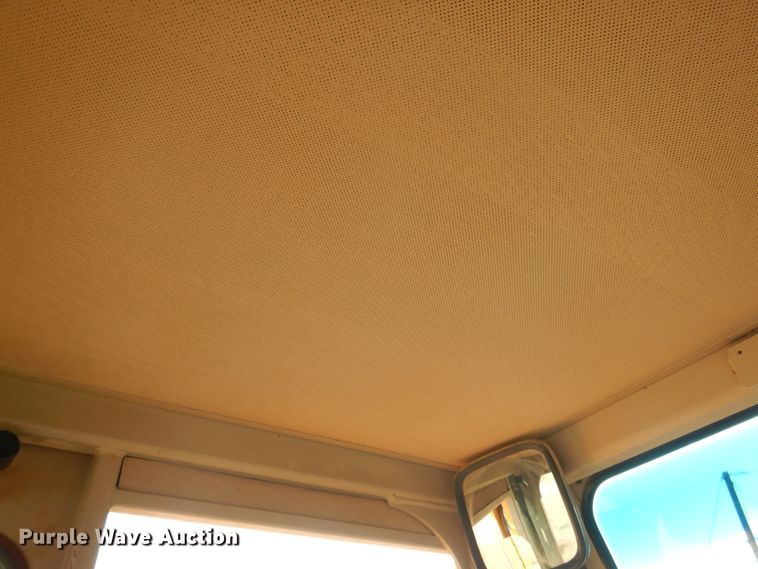 image for item HB9029 1988 John Deere 544E  wheel loader