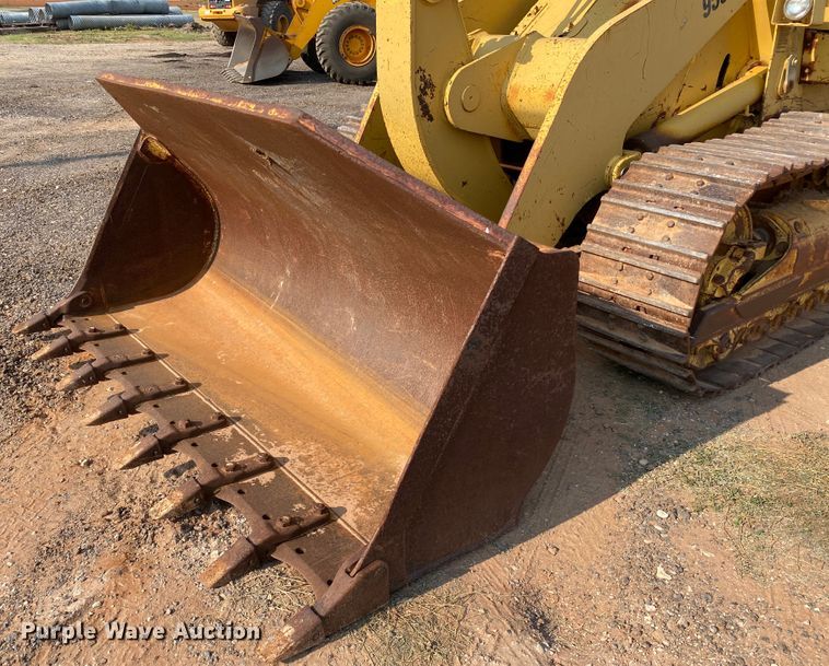 image for item HB9030 1991 Caterpillar 953  track loader