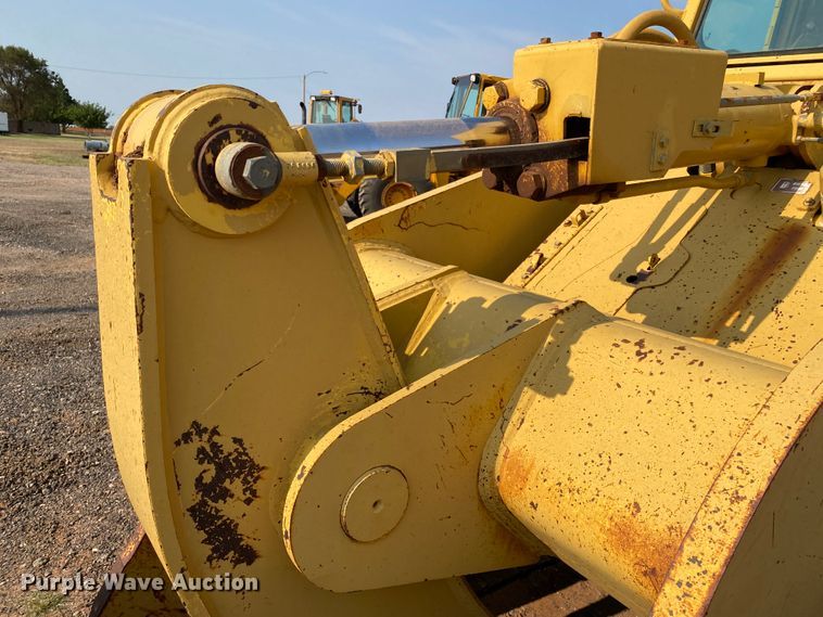 image for item HB9030 1991 Caterpillar 953  track loader