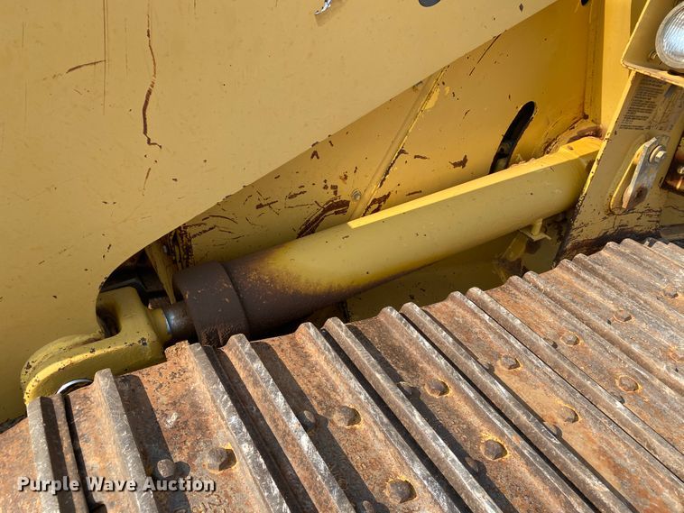 image for item HB9030 1991 Caterpillar 953  track loader