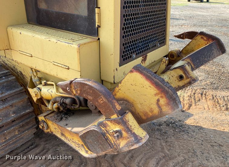 image for item HB9030 1991 Caterpillar 953  track loader