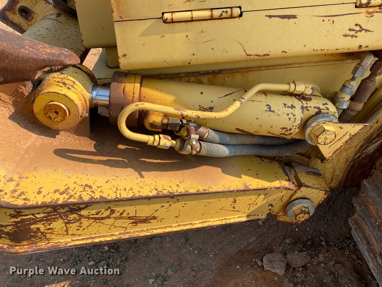 image for item HB9030 1991 Caterpillar 953  track loader