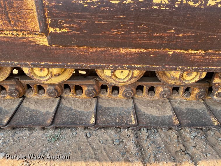 image for item HB9030 1991 Caterpillar 953  track loader