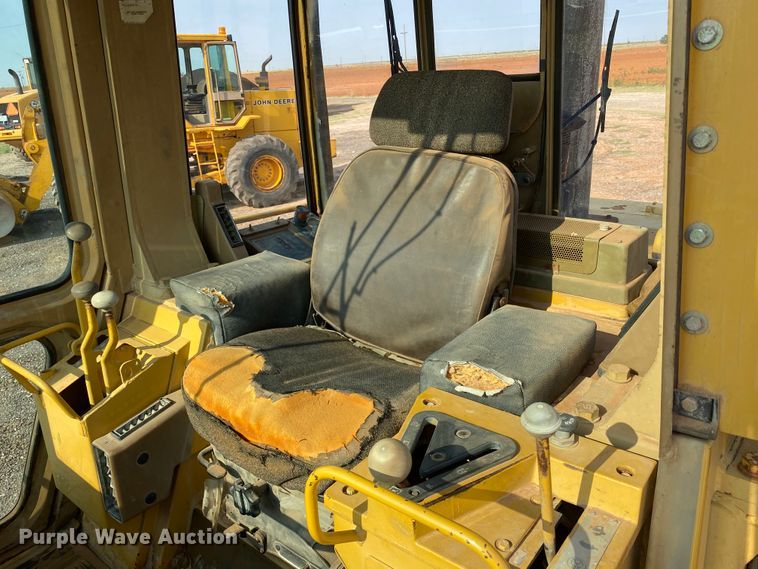 image for item HB9030 1991 Caterpillar 953  track loader